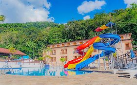 Agua Doce Praia Hotel